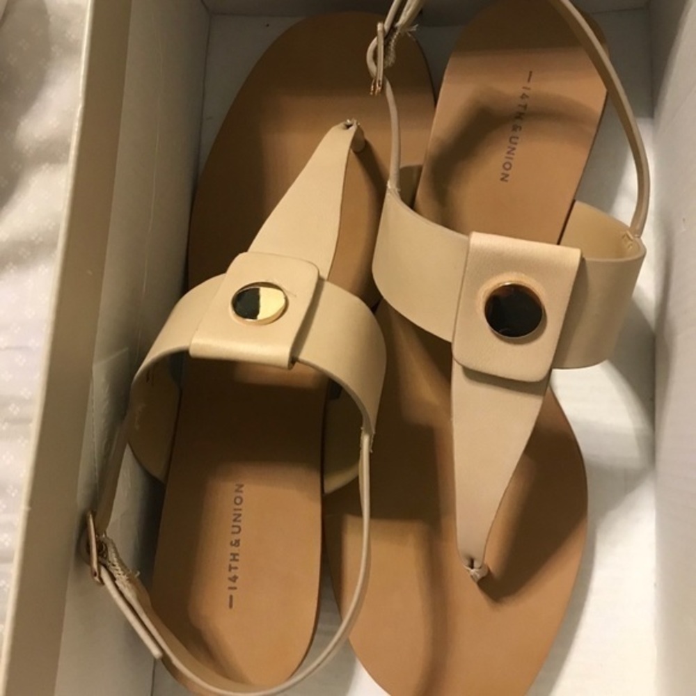 🆕 14TH & UNION Angelika Thong Toe Heeled Sandal